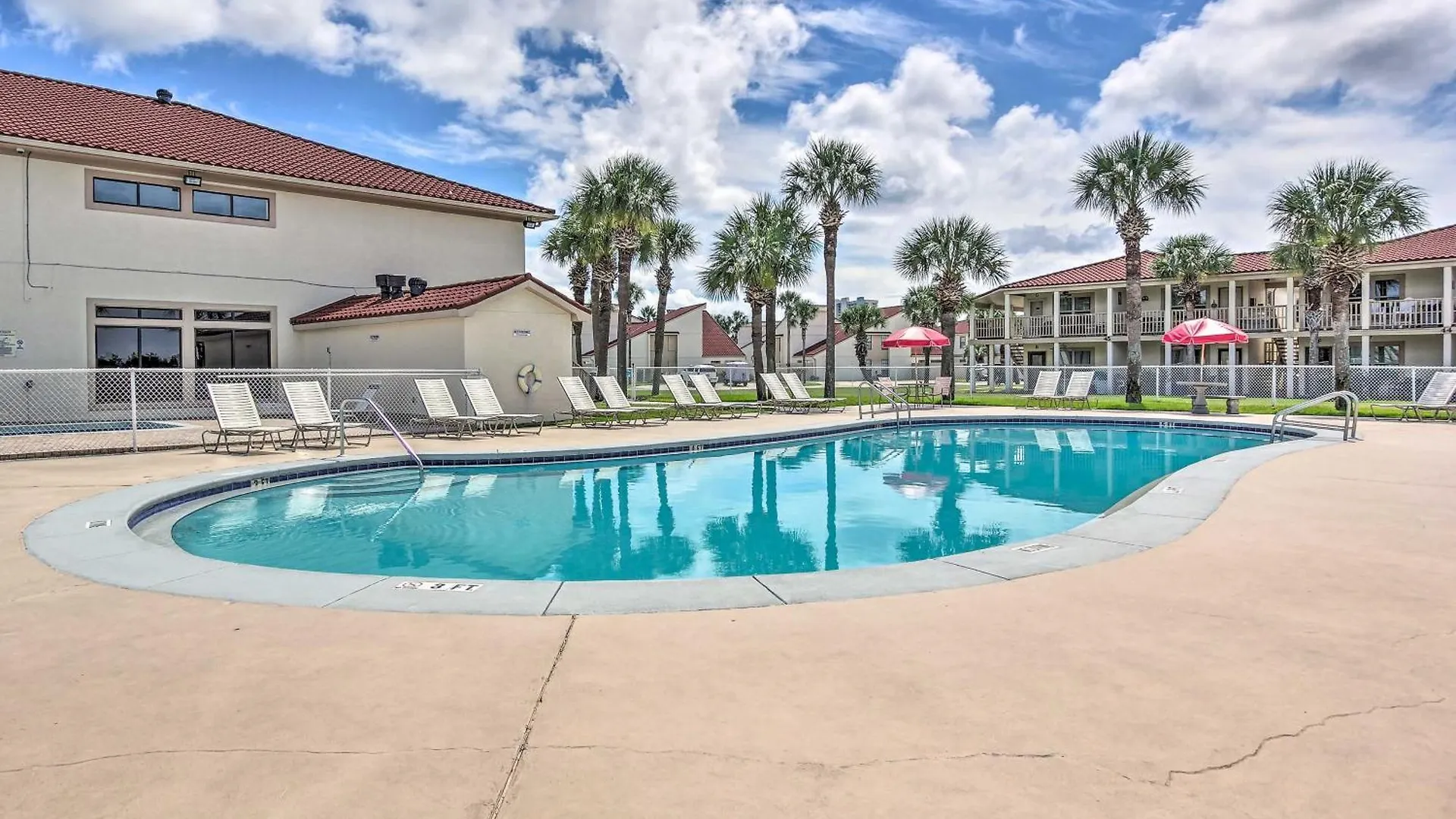 Pcb Condo With Patio And Resort Perks Walk To Beach! パナマシティービーチ 0*,  米国